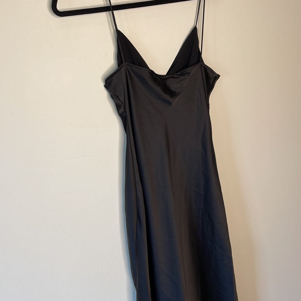 Zara - Picture 3 of 4